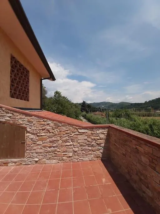 Il Fienile In Toscana A Warm Interior Just A Few Minutes From The Beach Stiava 0*,  Italia